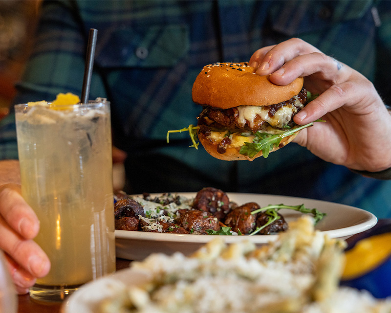 Bend Burger Bonanza: Unveiling the Best Burgers in Bend, Oregon